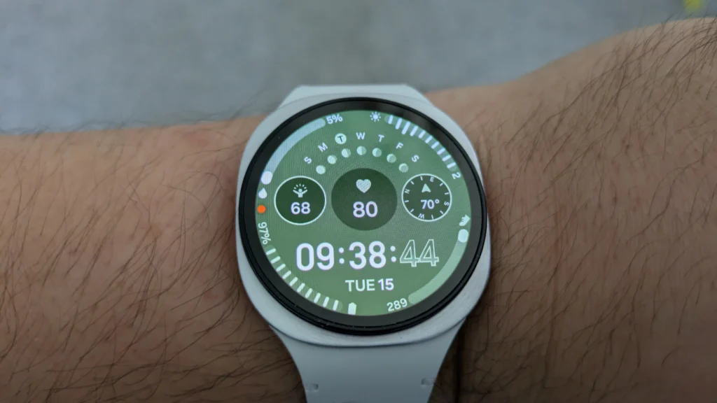 8 Best Wearable Health Trackers for Home Use in 2026 - Emerging ...
